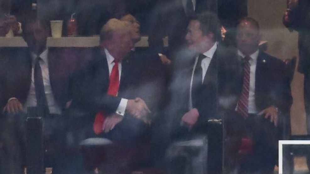 Trump y Musk se sentaron junto en el funeral de Kirk