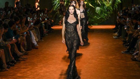 El año de los debuts: Los nombres que reescribirán la historia de las grandes casas de moda 