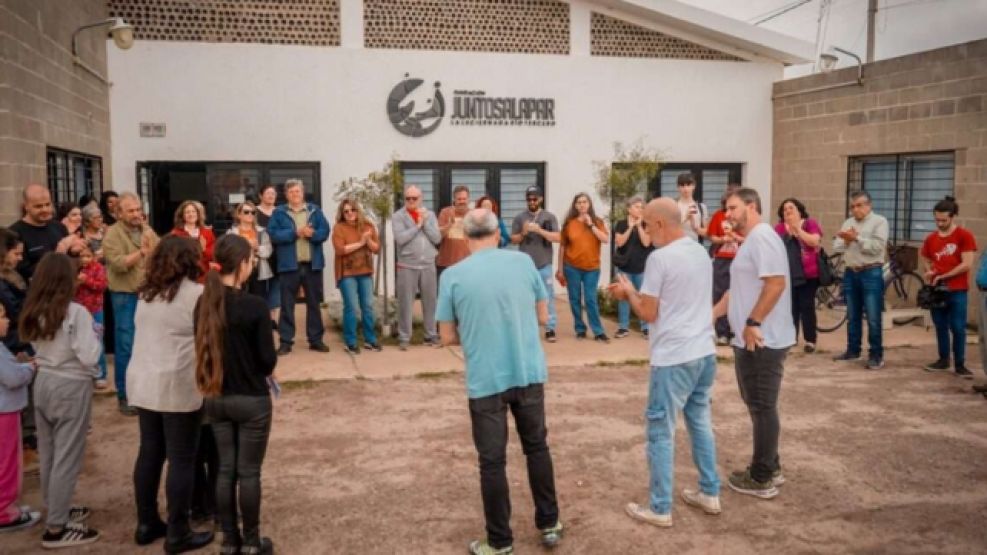 Rio Tercero planta árboles nuevos con especies nativas