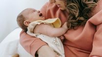 Ser madre después de haber sido una niña abusada