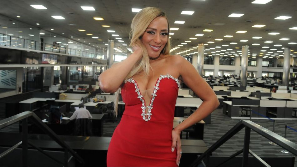 Marger Sealey en +CARAS