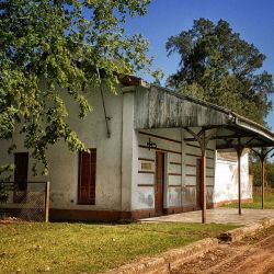 Cazón, el pueblo de los mil árboles.