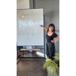 Aprender o desaparecer: la cultura que mantiene vivas a las pymes | Foto:CONTENT NOTICIAS