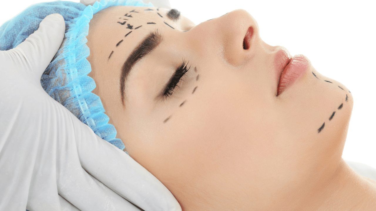 Cirugía estética | Foto:CEDOC