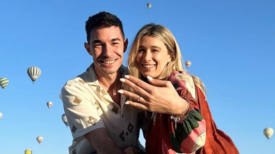 Agustín Neglia, Mariana Rojas