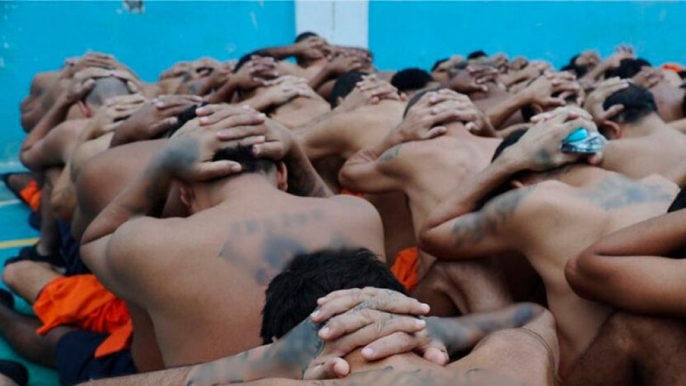 17 presos muertos en una cárcel de Ecuador 25092025