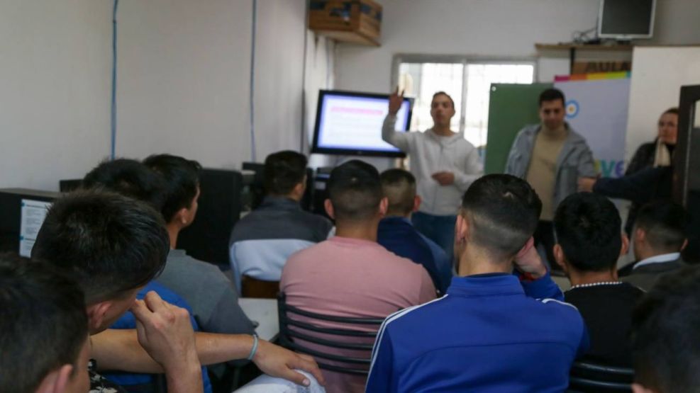 Talleres con jóvenes del Complejo Penitenciario Federal IV