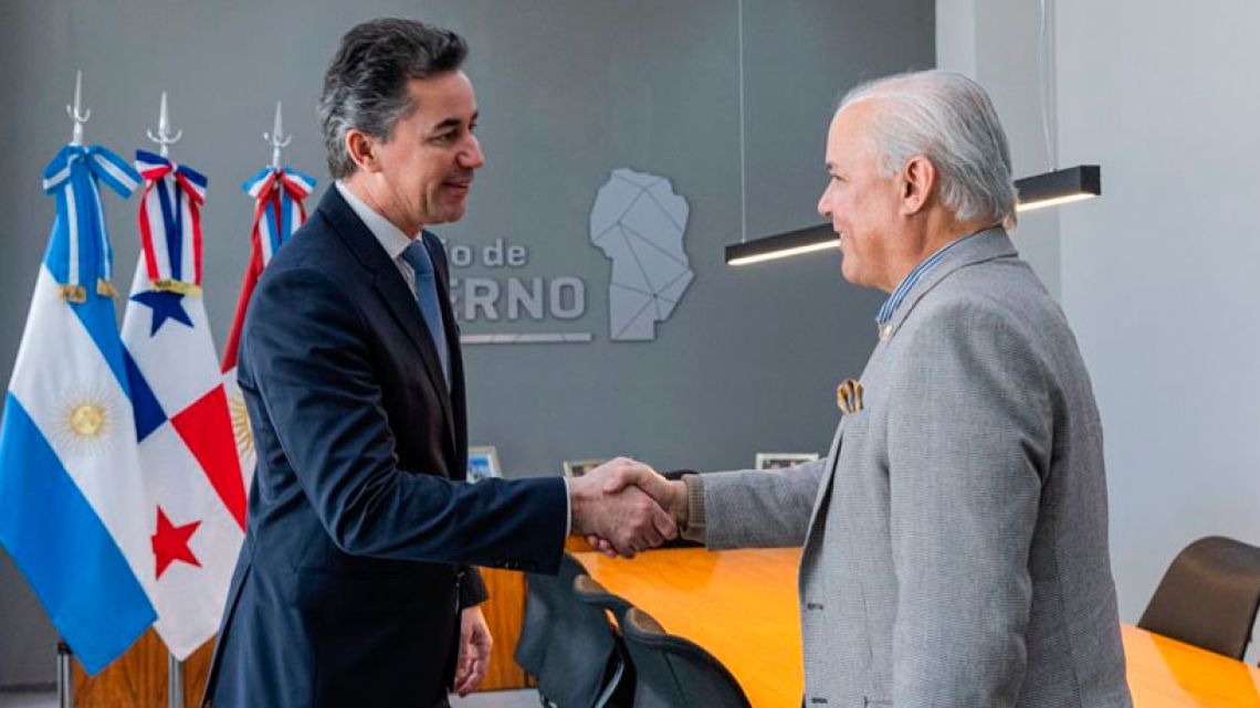 Puentes entre Córdoba y Panamá: el ministro Calvo y el embajador trazan el futuro