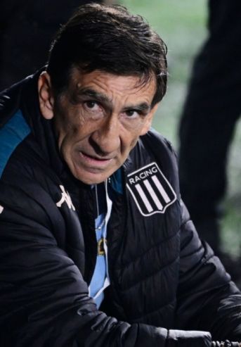 Gustavo Costas