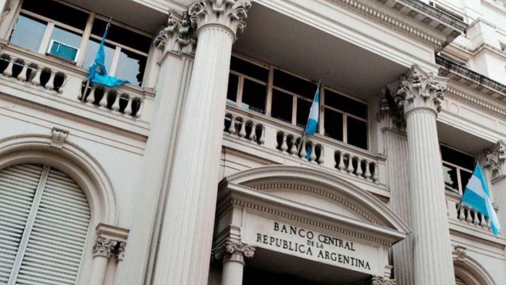 El Tesoro compró cerca de USD 1.350 millones en la rueda de este viernes tras la baja temporal de retenciones