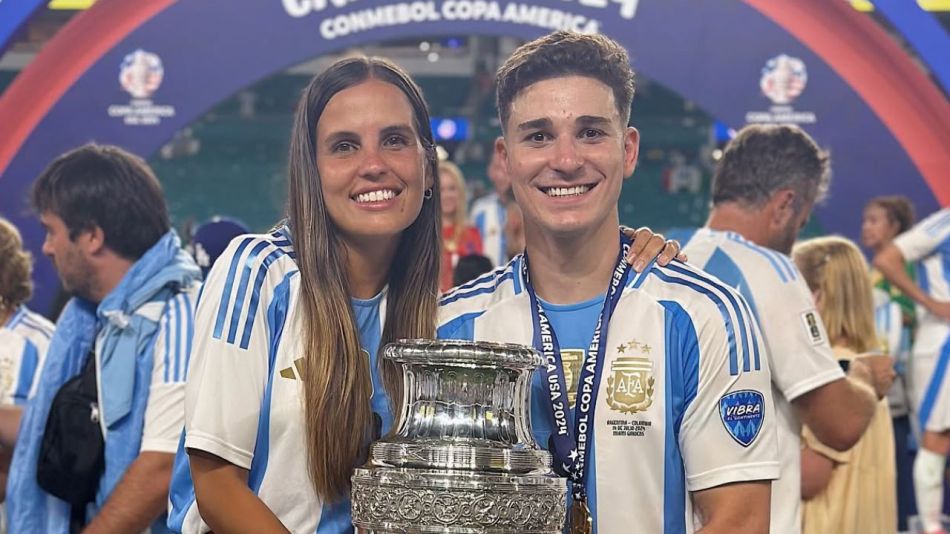 Emilia Ferrero y Julián Álvarez
