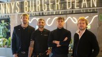 Cuatro socios de Dean & Dennys