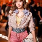 Lisa en el desfile de Louis Vuitton para la Semana de la Moda de París 2025