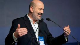 Reforma laboral: Federico Sturzenegger habló sobre la jornada extendida de 13 horas