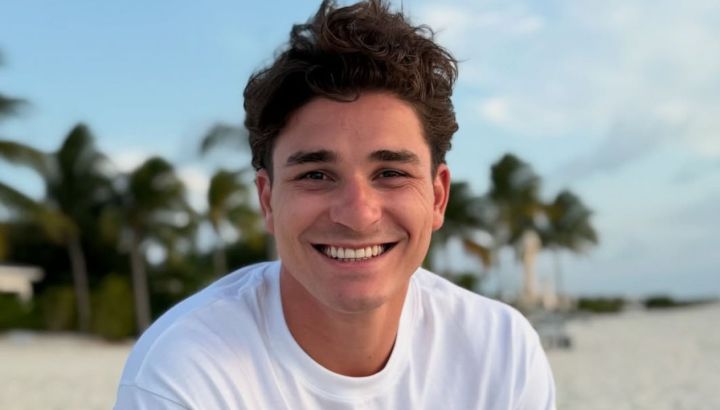De qué trata la novela que obsesiona a Julián Álvarez y se puede ver en Netflix