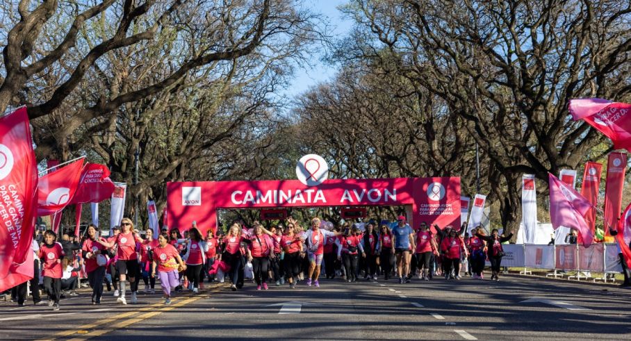 Caminata Avon