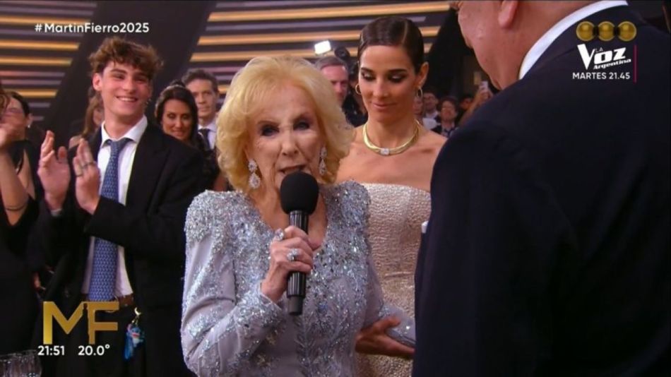 Silvestre Valenzuela, Mirtha Legrand y Juana Viale