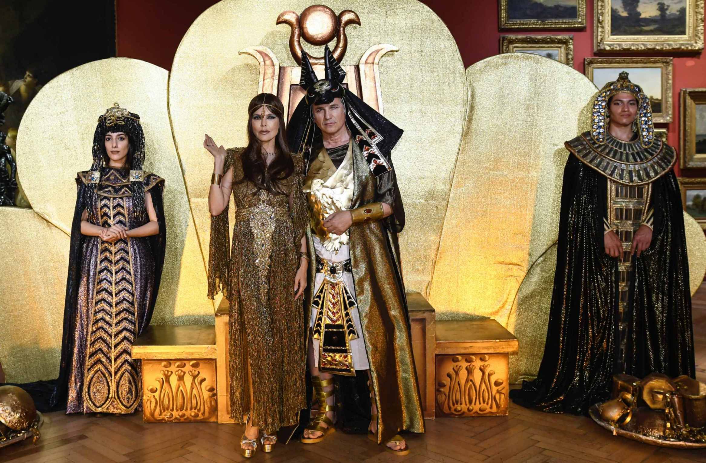 Julieta Kemble y Javier Iturrioz en "Una noche en el Antiguo Egipto", en el Bellas Artes.