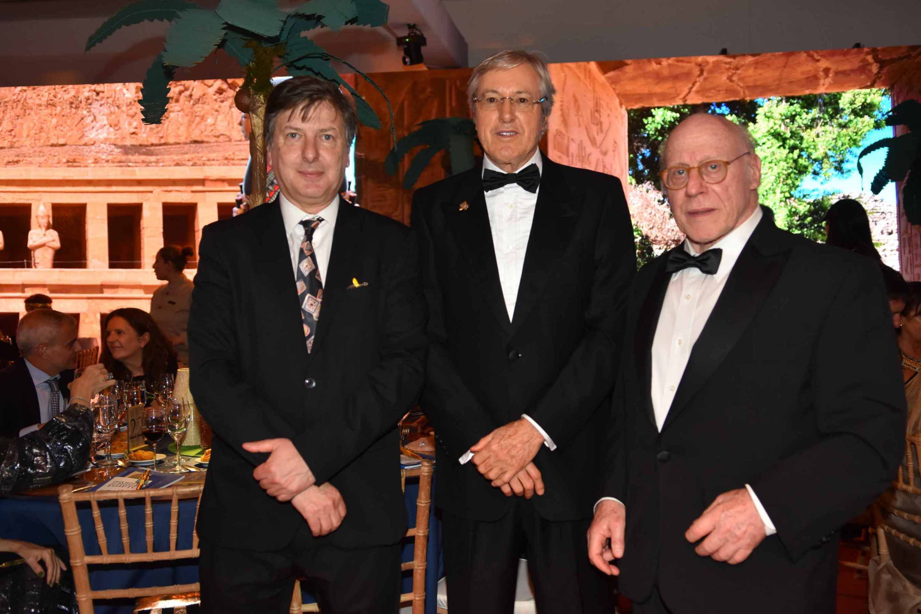 (De izq. a der.) Andrés Duprat, Alejandro Roemmers, y Julio Crivelli.