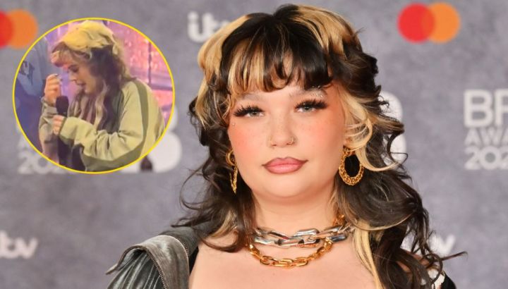 Lola Young cancela todos sus próximos eventos tres días después de desmayarse en el escenario