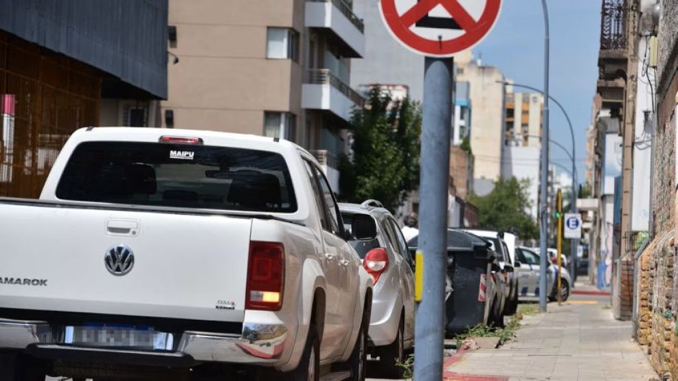 01-10-2025 Municipalidad de Córdoba vehículos mal estacionados APP Ciudadana