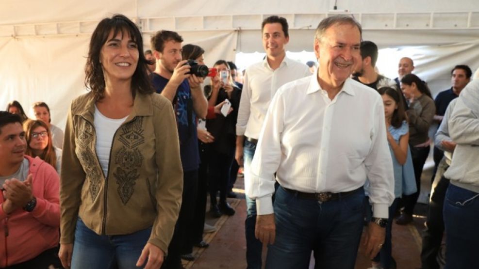 Natalia De La Sota y Juan Schiaretti