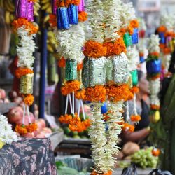 En dos aldeas al oeste de Bangalore, dos templos tallados hasta el infinito cuentan la historia de la zona.