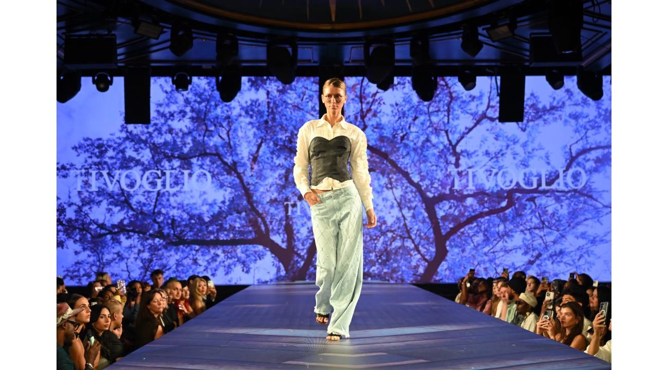 TIVOGLIO EN LA PASARELA DE LA NEW YORK FASHION WEEK