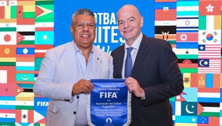 Chiqui Tapia y Gianni Infantino