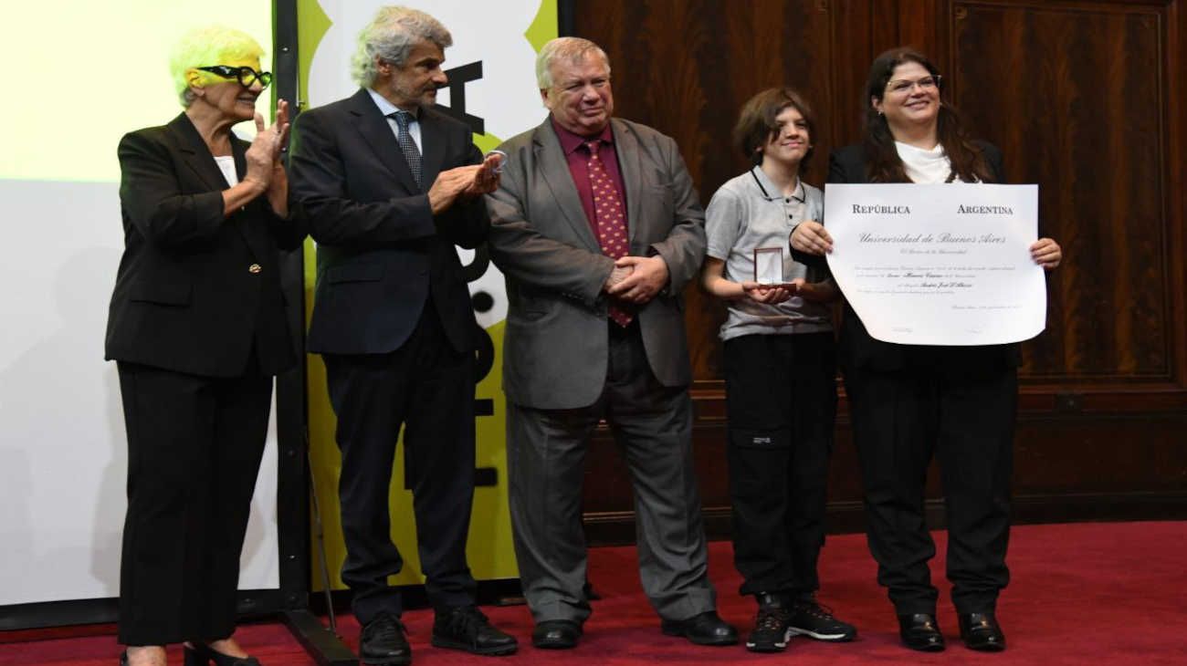 Honoris Causa a jueces de las juntas.