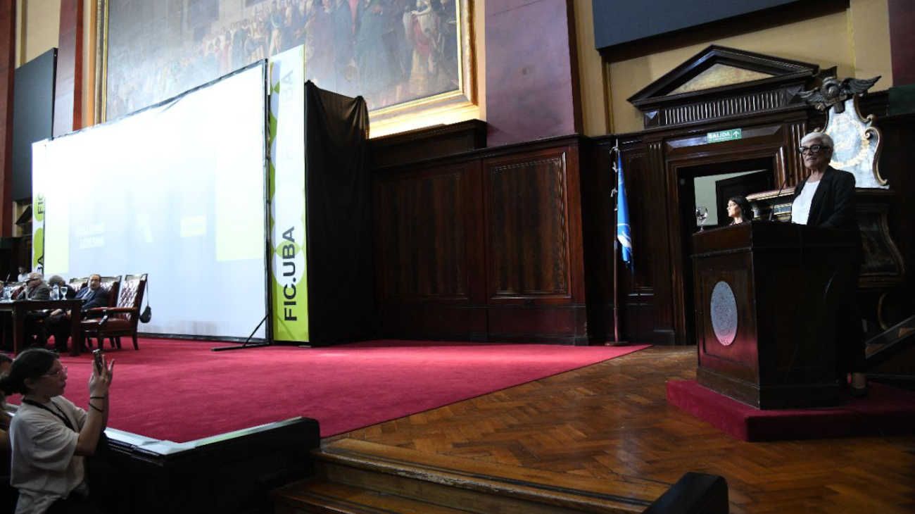 Honoris Causa a jueces de las juntas.