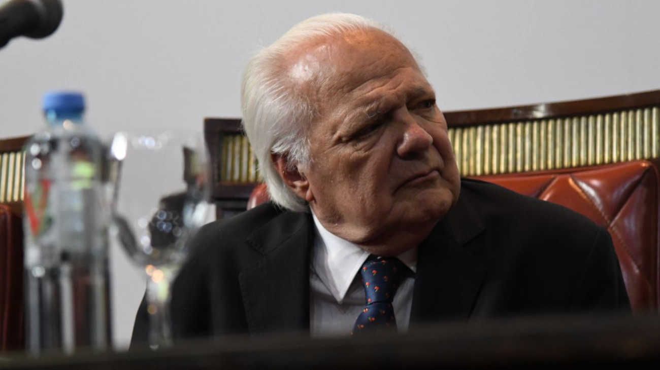 La entrega de Doctorados Honoris Causa a jueces de las juntas. (FOTO NESTOR GRASSI)