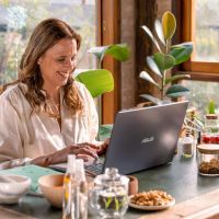Primavera: Alimentos que Florecen en tu Piel
