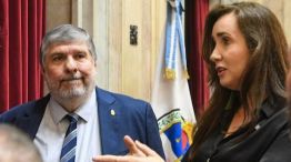 Victoria Villarruel y Jose Mayans