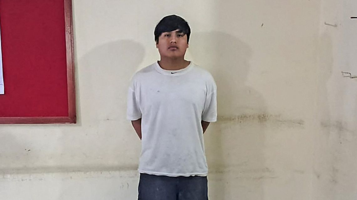 This handout picture released by Peru's National Penitentiary Institute (INPE) on October 3, 2025, shows the alleged mastermind behind the brutal murders of three young women in a live-streamed attack in Argentina, Peruvian citizen Tony Valverde, "Pequeño J," posing for a picture at the Canete prison in Nuevo Imperial, Canete Province, Peru. 
