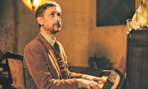 04_10_2025_neil_hannon_gzapopart_g