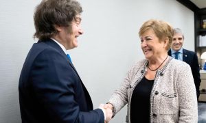 051025_milei_georgieva_fmi_caputo_cedoc_g