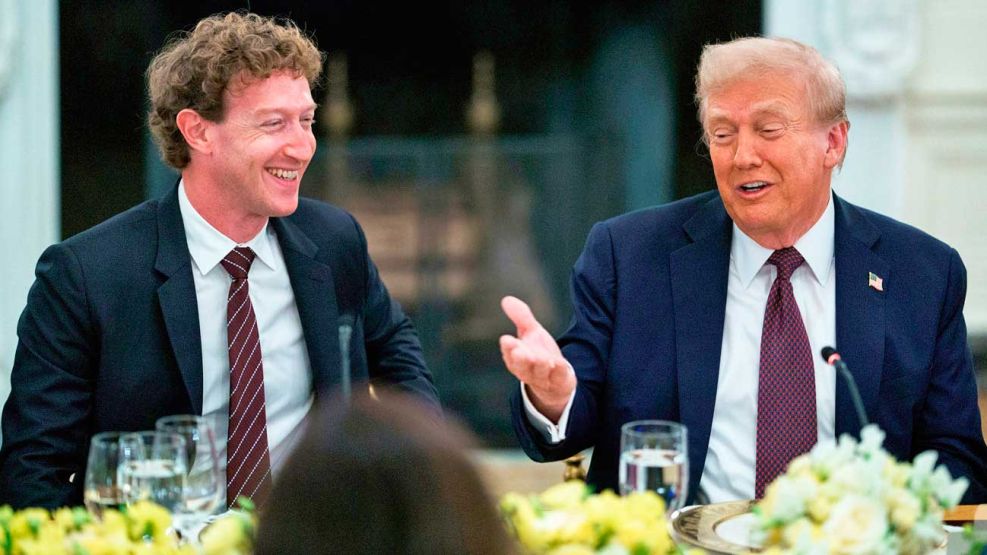 05_10_2025_mark_zuckerberg_donald_trump_cedoc_g