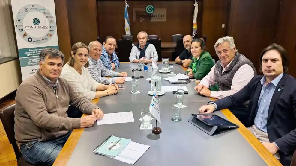 051025campomesaenlaceconinagrofederacionagrariag-2112511