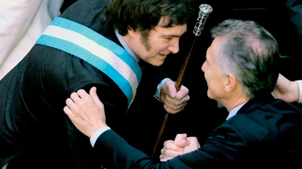 051025_milei_macri_asuncion_cedoc_g