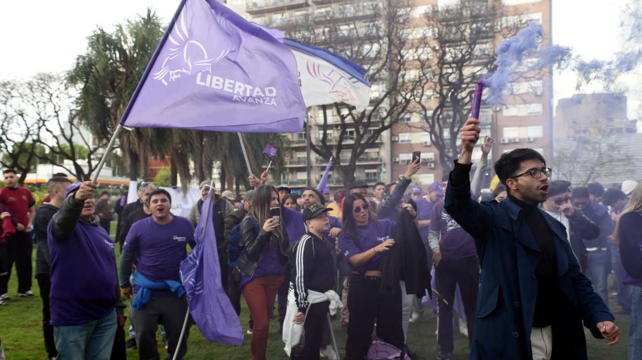 Acto de Milei en el Movistar Arena previa.