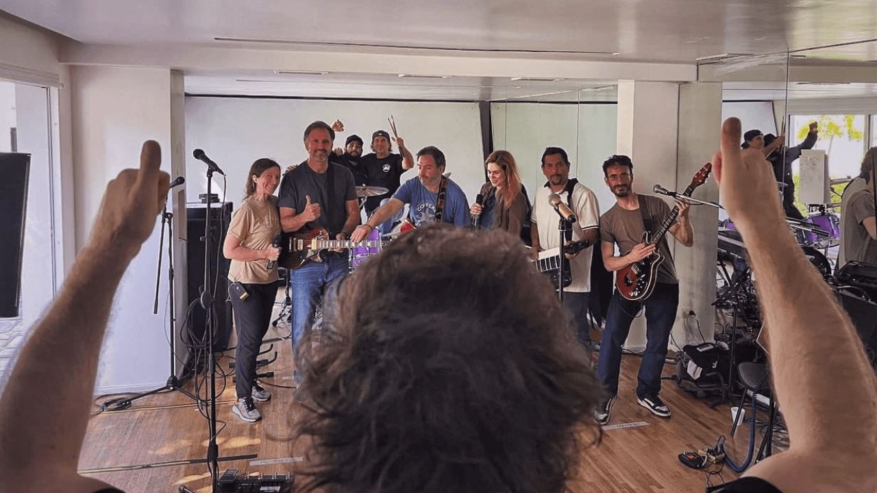 milei brazo | Foto:CEDOC