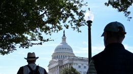 El vicejefe de Gabinete de Javier Milei dijo que un "shutdown" como el de EE.UU. les "facilitaría un montón la... - Image 3