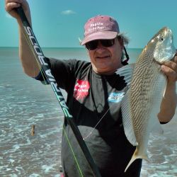 En los últimos días, el pique se afirmó y más de un cañófilo se volvió con el cajón lleno de pescados, dando como iniciada ya una temporada que se extenderá hasta pasado el mes de marzo del próximo año. 