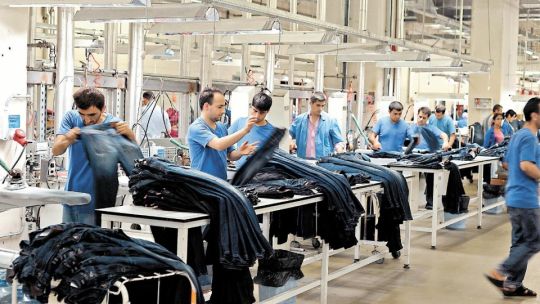 Cómo los precios bajos de la apertura comercial están destruyendo las PyMEs