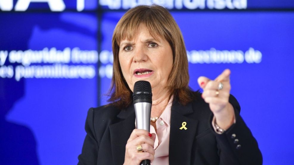 Patricia Bullrich y la SIDE con juguete nuevo: crean un centro antiterrorista
