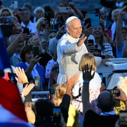 El Papa León XIV saluda a los peregrinos de Croacia en la Plaza de San Pedro del Vaticano. | Foto:Andreas Solaro / AFP
