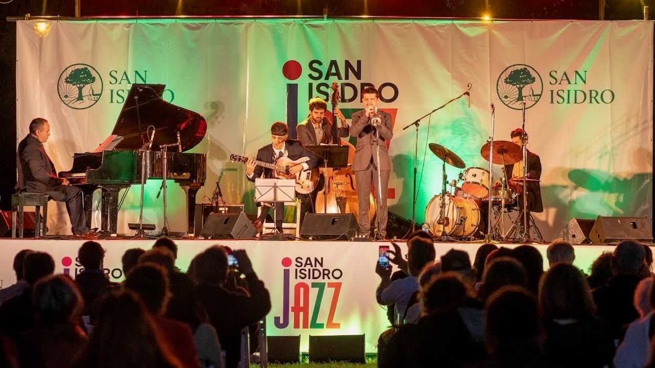 El Festival San Isidro Jazz celebra 15 años de música en los jardines del Museo Pueyrredón y en distintos escenarios al aire libre del municipio. | Foto:Cecaitra