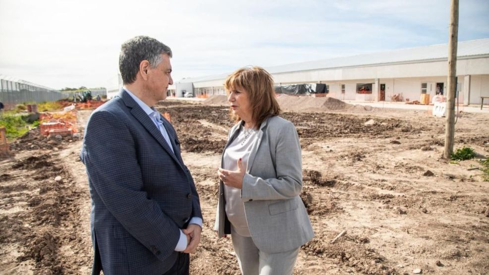 Bullrich y Jorge Macri en obras de la cárcel de Marcos Paz
