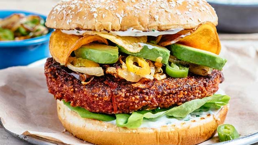 Parlamento Europeo prohíbe llamar "hamburguesa" a los productos veganos.